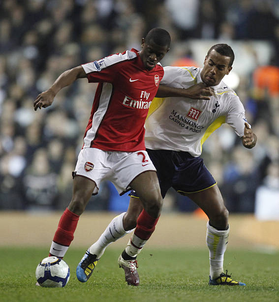 在此背景下 在此背景下